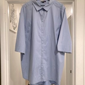 Roamans 3/4 sleeve, hidden buttons, high low hem shirt, light blue in size 30W.